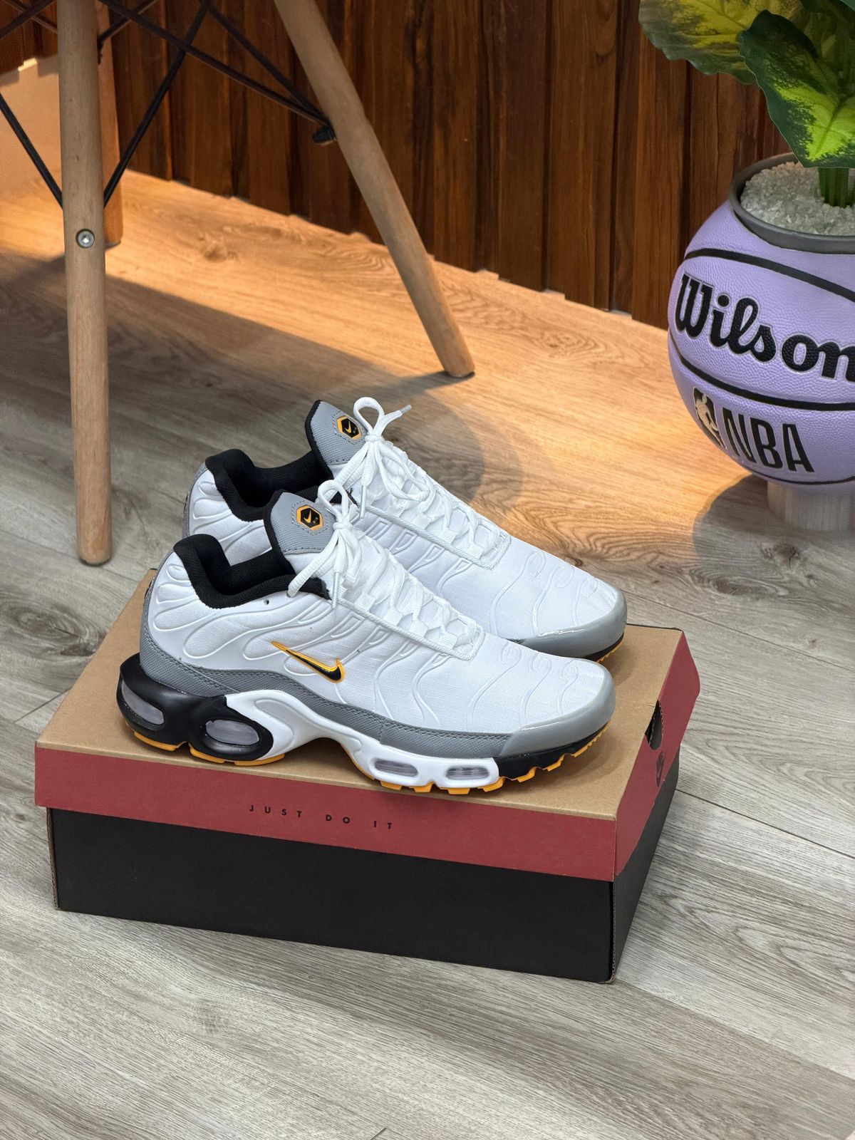 NIKE TN BLANCA AMARILLA | HOMBRE Y DAMA