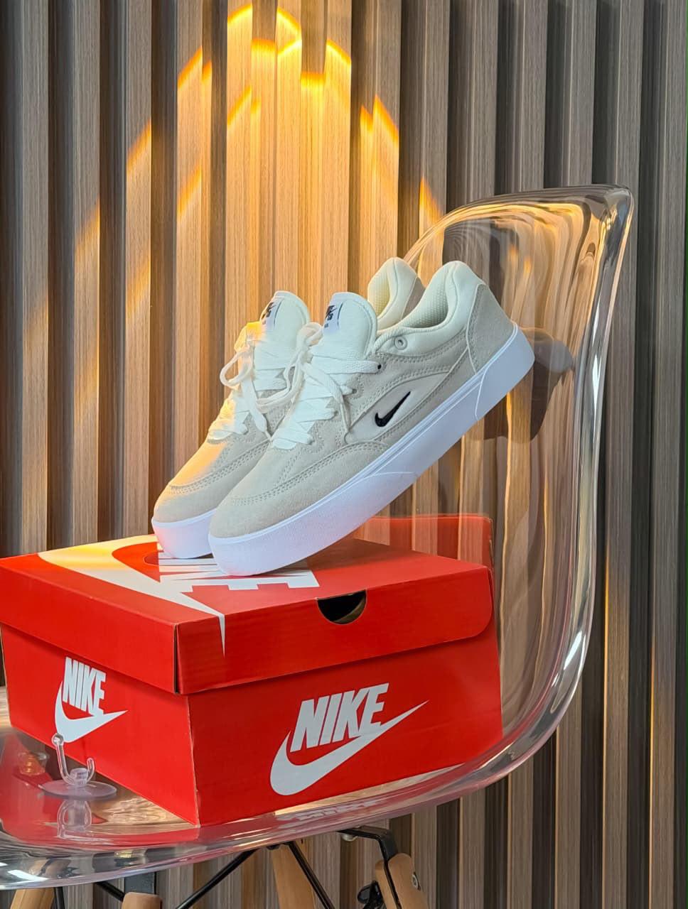 NIKE MALLOR | HOMBRE Y DAMA
