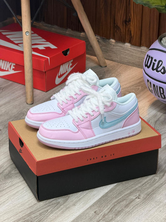 NIKE RETRO 1 LOW ROSADA | DAMA