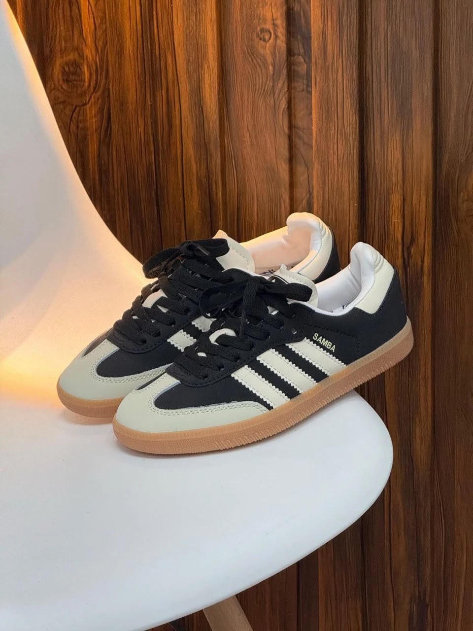 ADIDAS SAMBA NEGRA BEIGE | DAMA